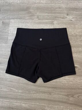 Lululemon Align HR Short 4” — Black